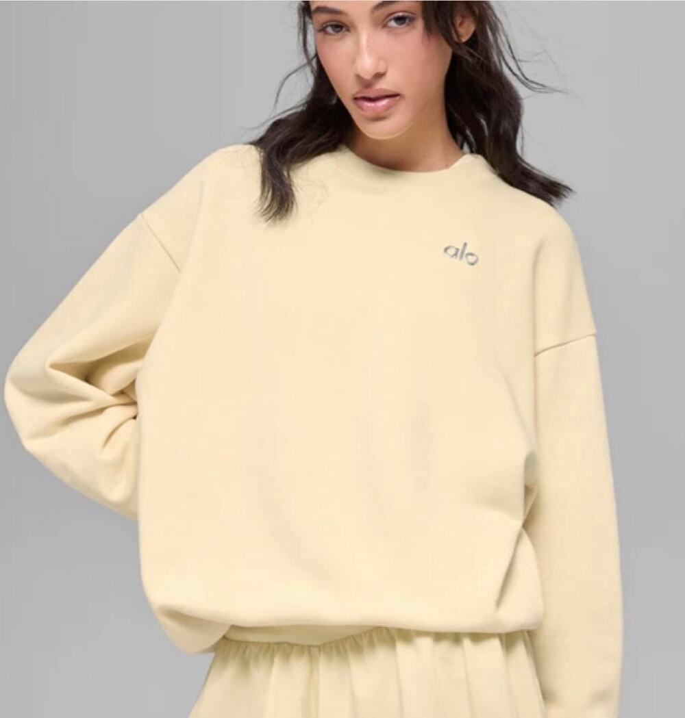 Alo Yoga XL Accolade Crew Neck Pullover Butter Yellow Chrome Logo Drop-Shoulder